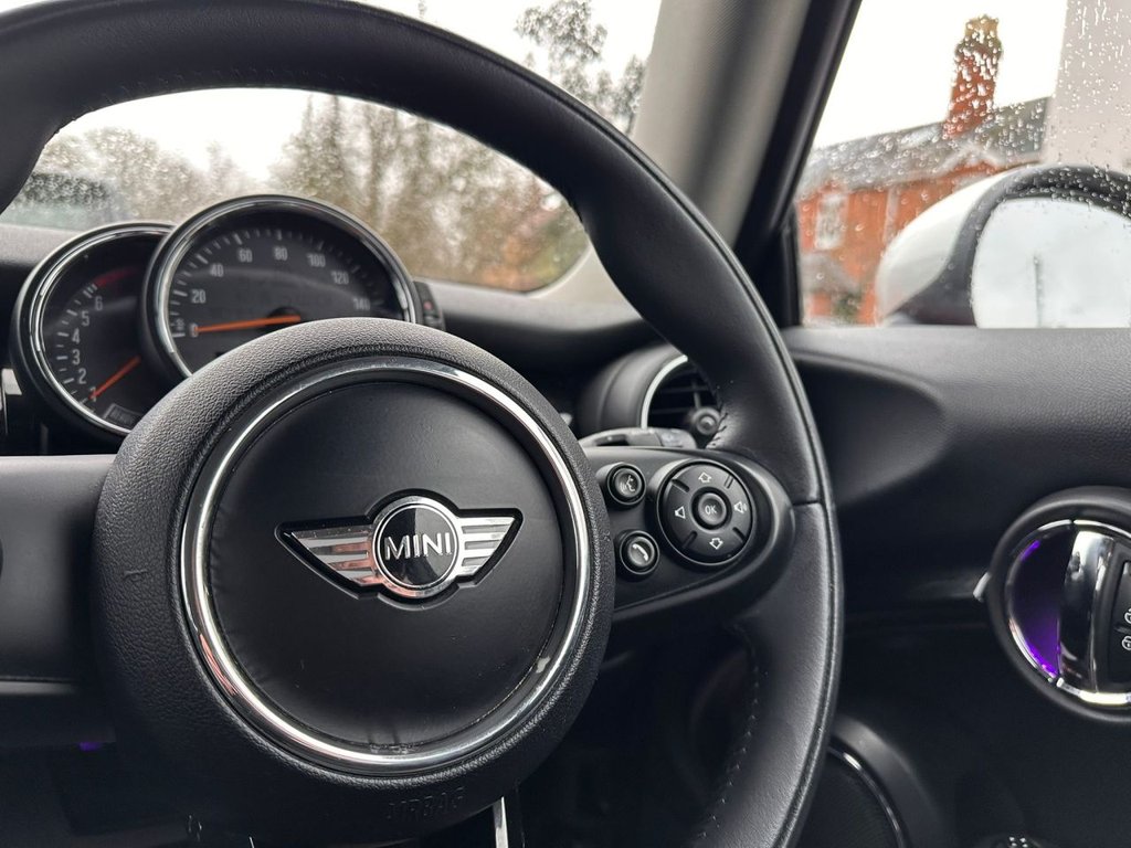 Used MINI Hatch 2014 for sale - 76841617: Photo 20