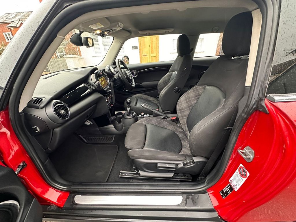 Used MINI Hatch 2014 for sale - 76841617: Photo 22