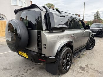 Used Land Rover Defender 2022 for sale - 79738545: Photo