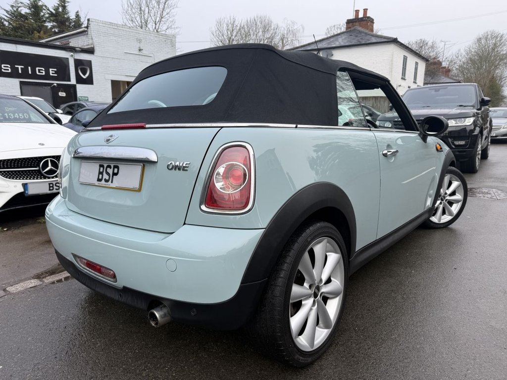 Used MINI Convertible 2011 for sale - 77463384: Photo 26