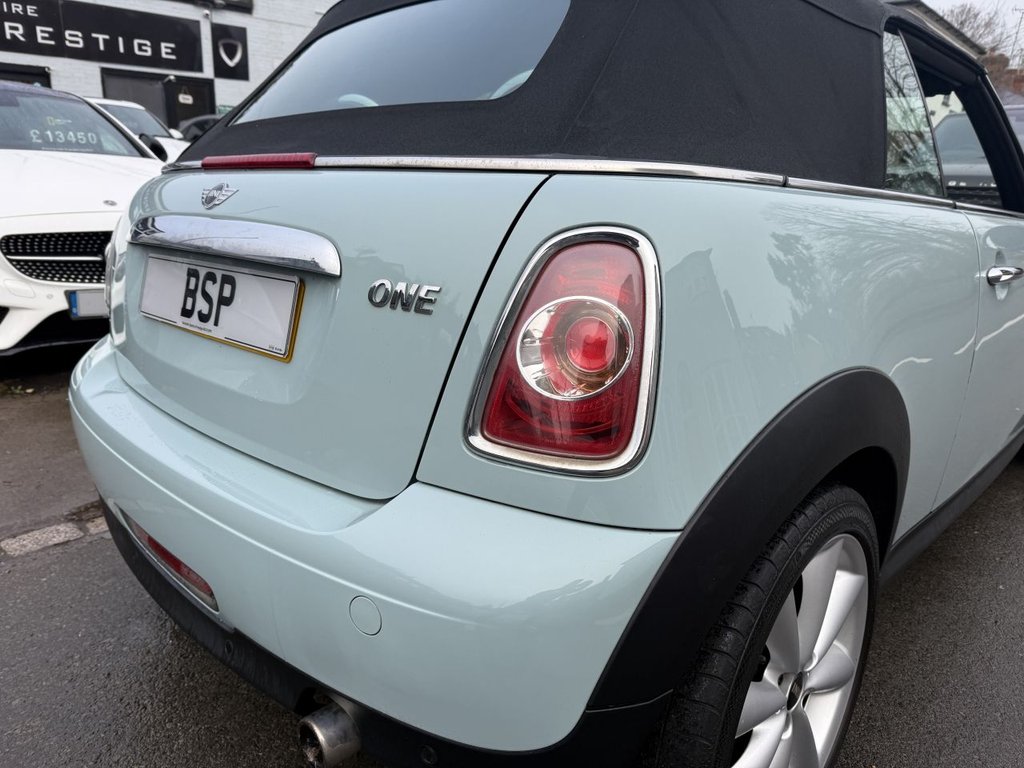 Used MINI Convertible 2011 for sale - 77463384: Photo 34