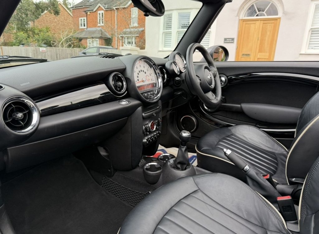 Used MINI Convertible 2012 for sale - 77952449: Photo 16