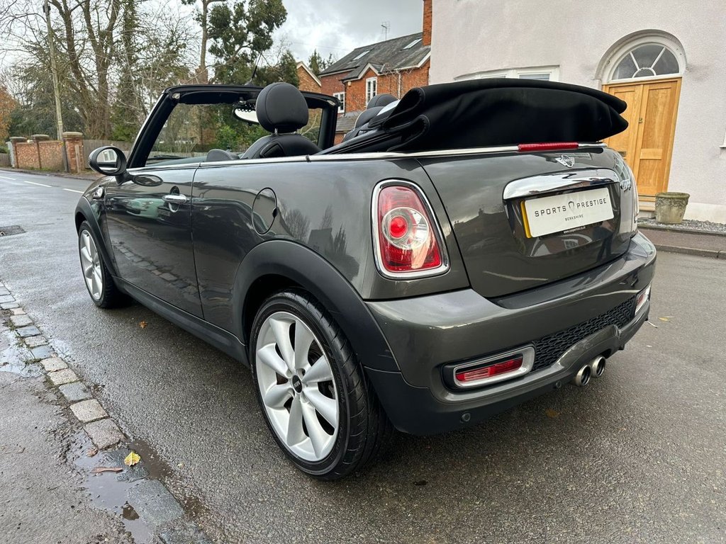 Used MINI Convertible 2012 for sale - 77952449: Photo 4