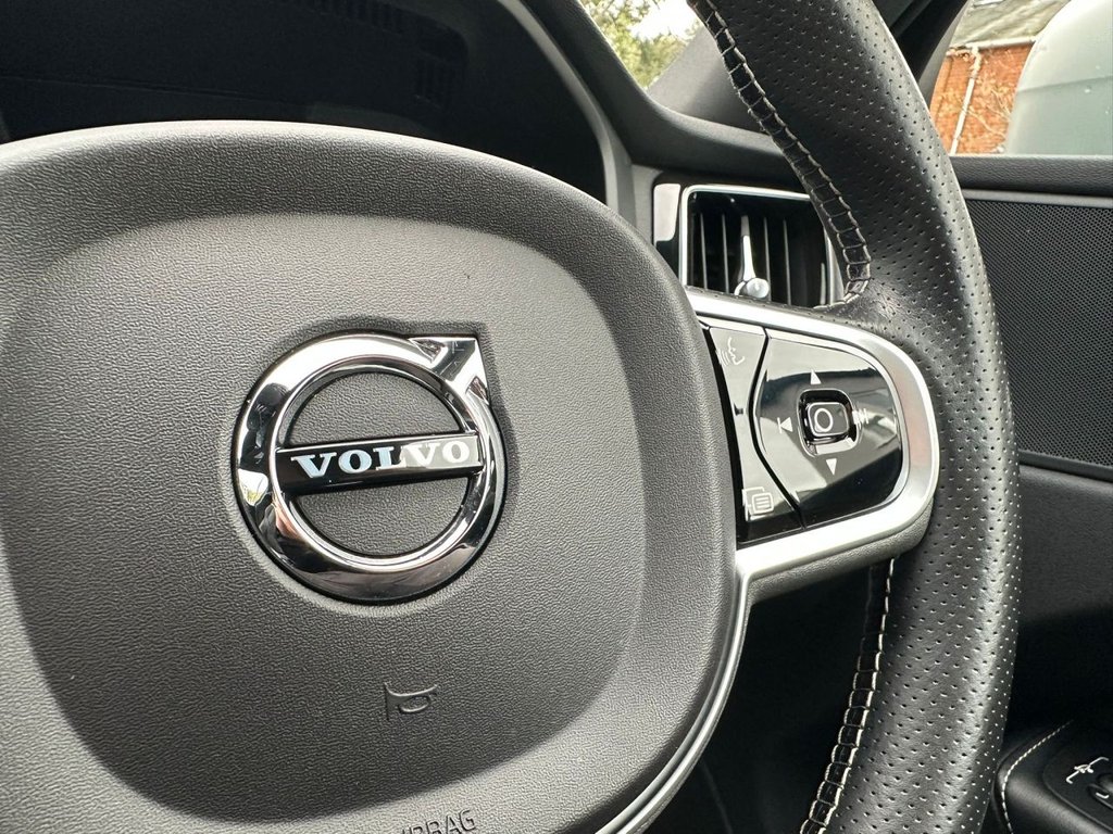 Used Volvo XC60 2018 for sale - 76481650: Photo 17