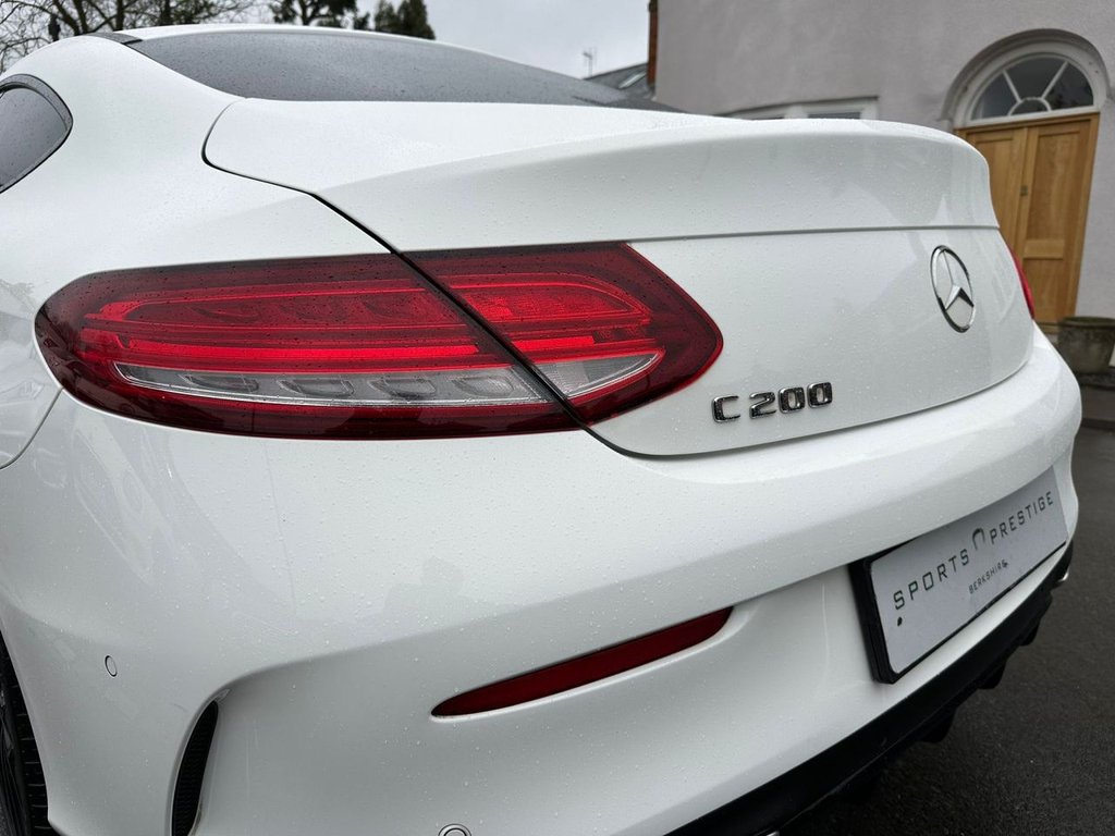 Used Mercedes-Benz C Class 2017 for sale - 76617536: Photo 9