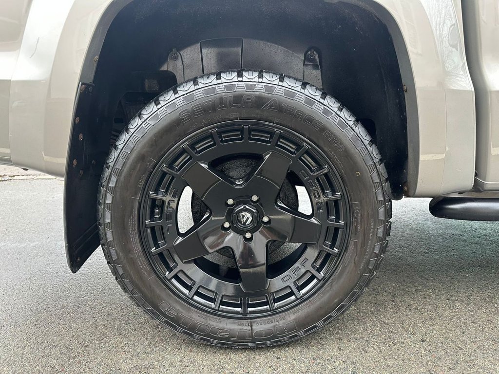 Used Volkswagen Amarok 2012 for sale - 76655335: Photo 11