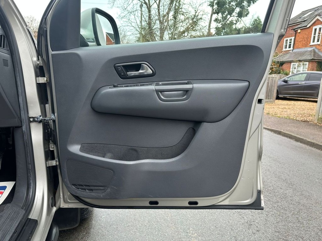 Used Volkswagen Amarok 2012 for sale - 76655335: Photo 21