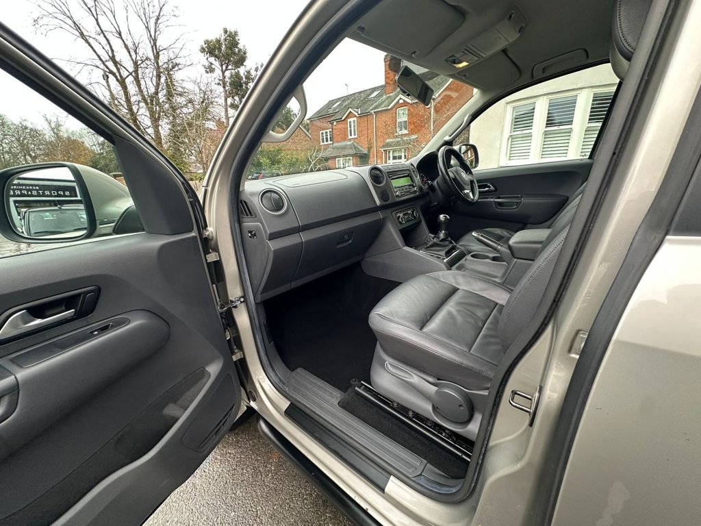 Used Volkswagen Amarok 2012 for sale - 76655335: Photo 24