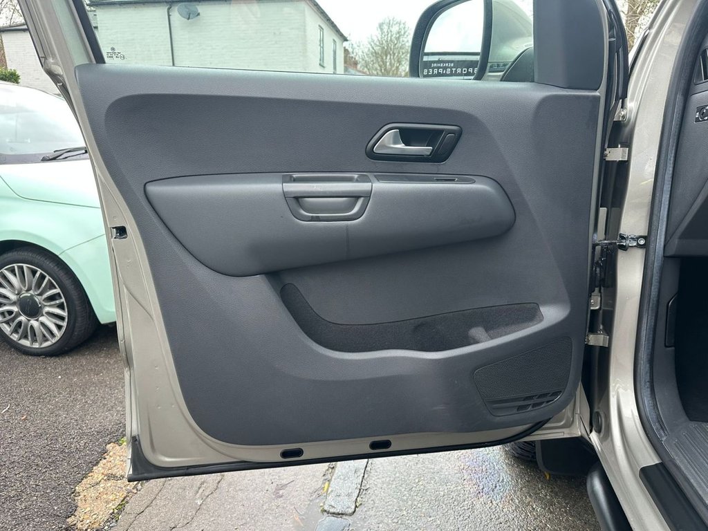 Used Volkswagen Amarok 2012 for sale - 76655335: Photo 34