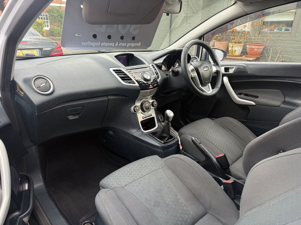 Used Ford Fiesta 2011 for sale - 76482439: Photo 11