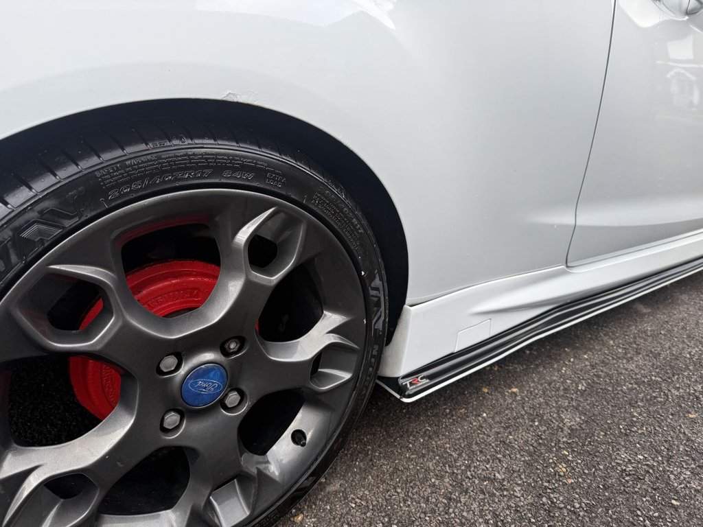 Used Ford Fiesta 2011 for sale - 76482439: Photo 14