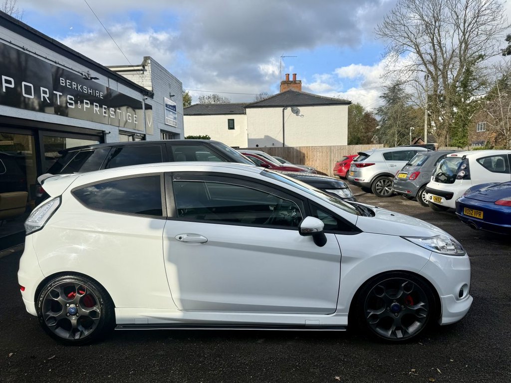 Used Ford Fiesta 2011 for sale - 76482439: Photo 7