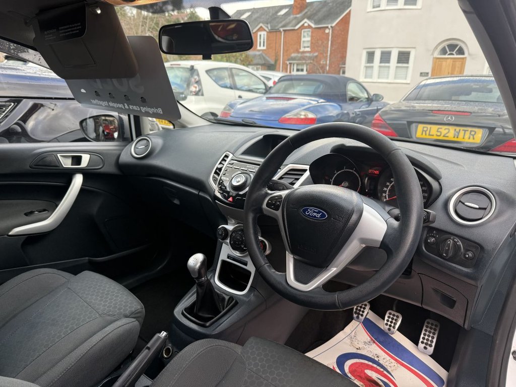 Used Ford Fiesta 2011 for sale - 76482439: Photo 8