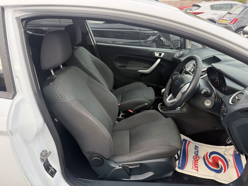 Used Ford Fiesta 2011 for sale - 76482439: Photo 9