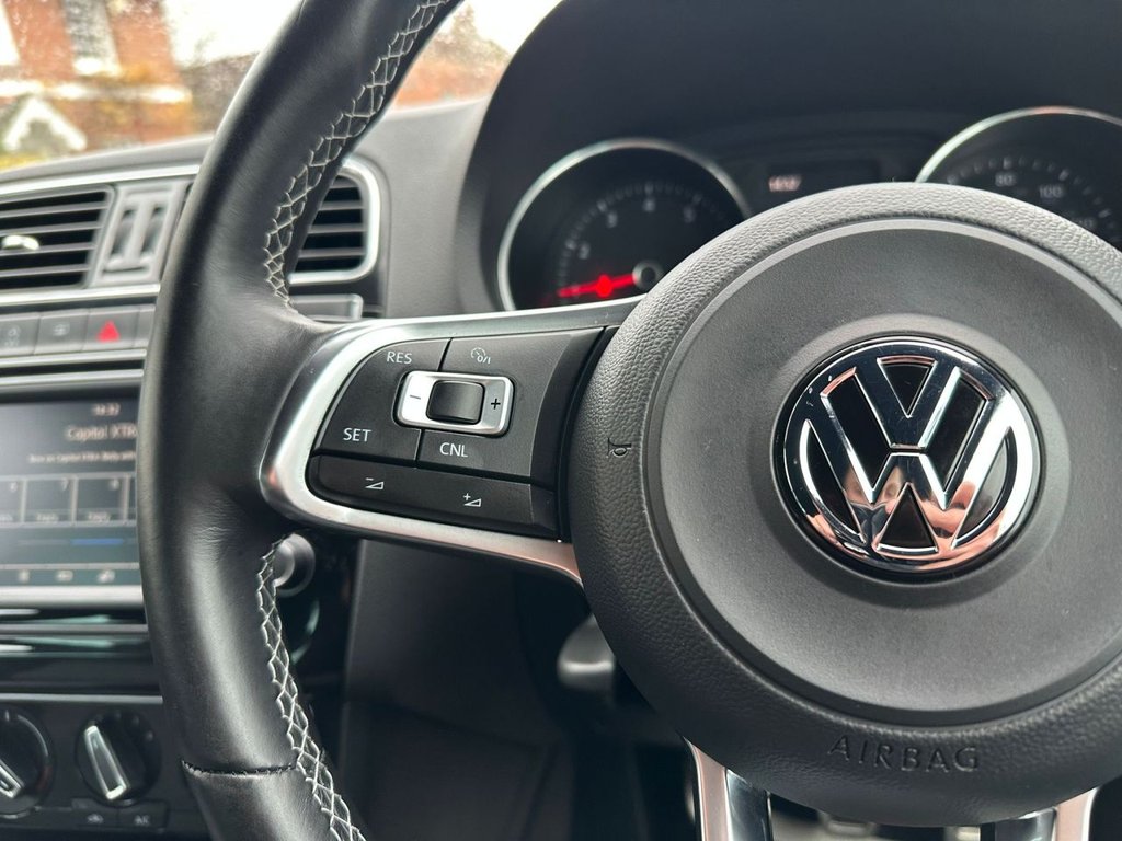 Used Volkswagen Polo 2016 for sale - 76841165: Photo 25