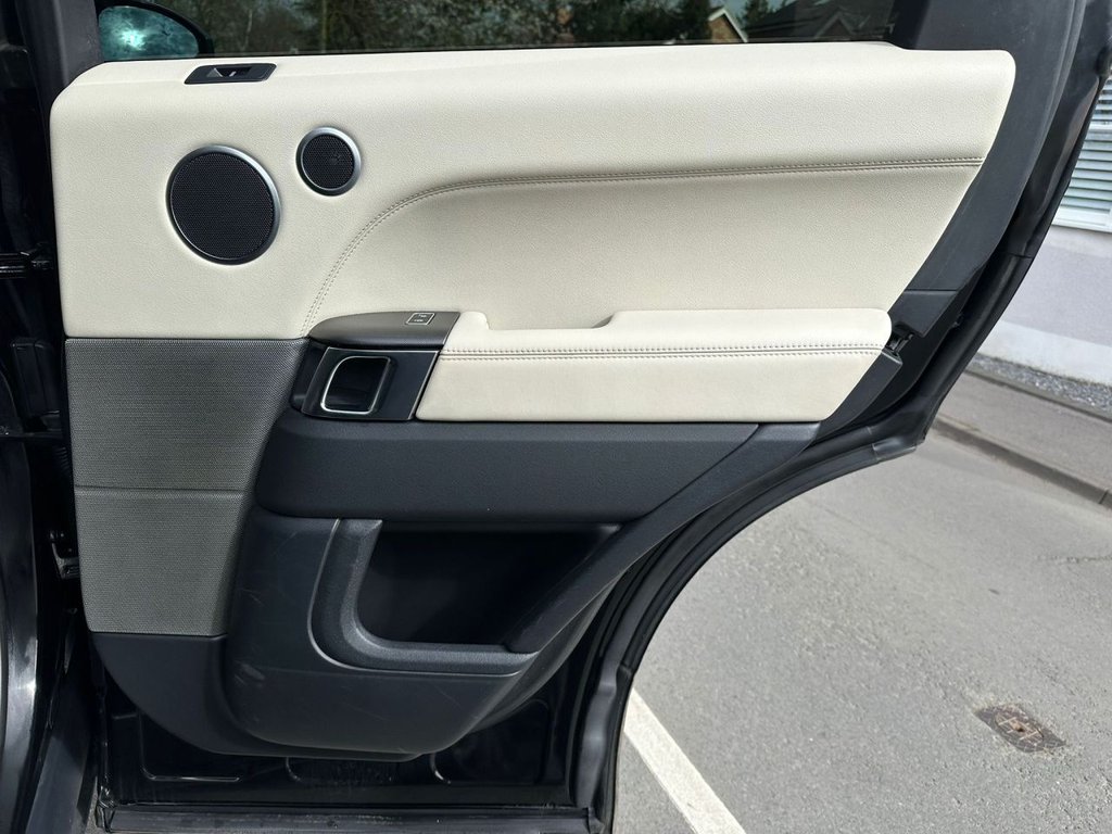 Used Land Rover Range Rover Sport 2013 for sale - 78068623: Photo 32