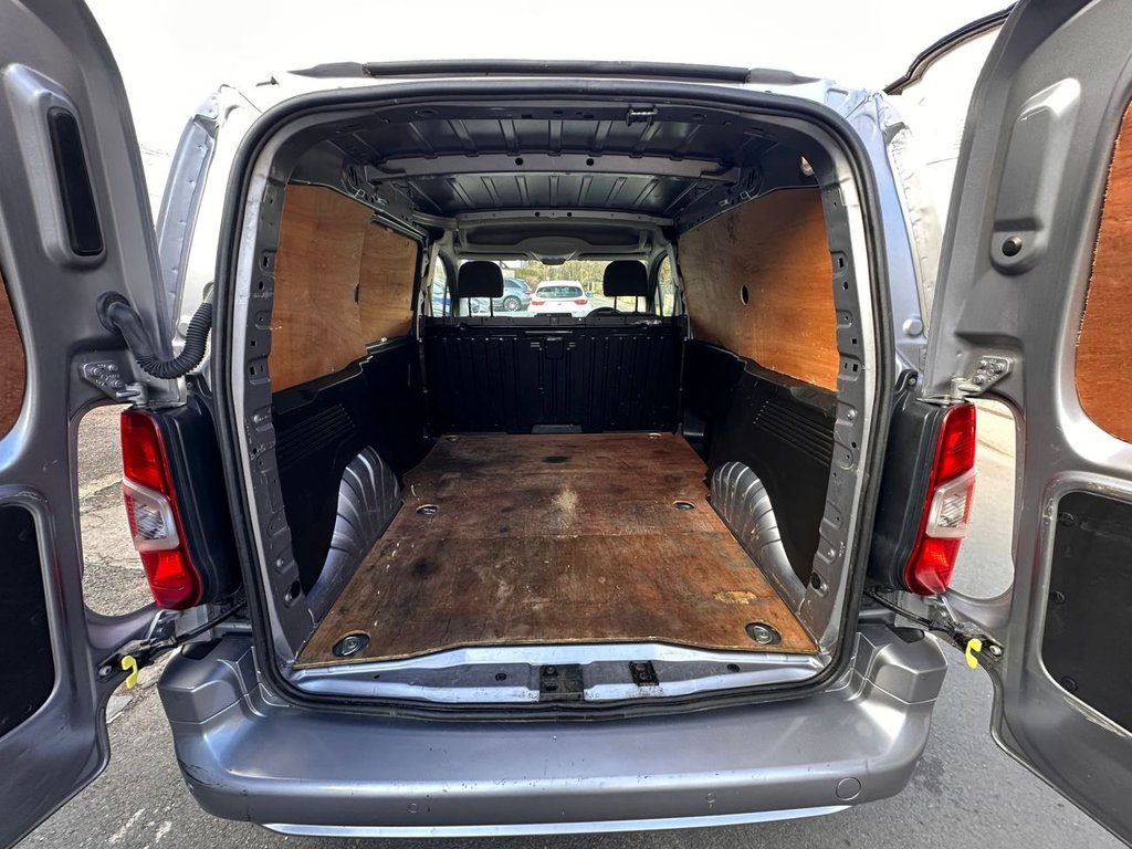 Used Vauxhall Combo 2019 for sale - 77835102: Photo 18