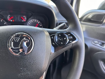 Used Vauxhall Combo 2019 for sale - 77835102: Photo