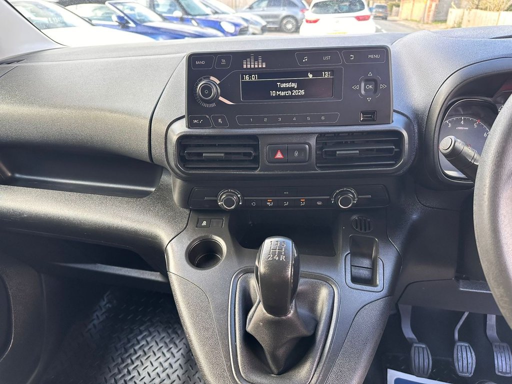 Used Vauxhall Combo 2019 for sale - 77835102: Photo 9
