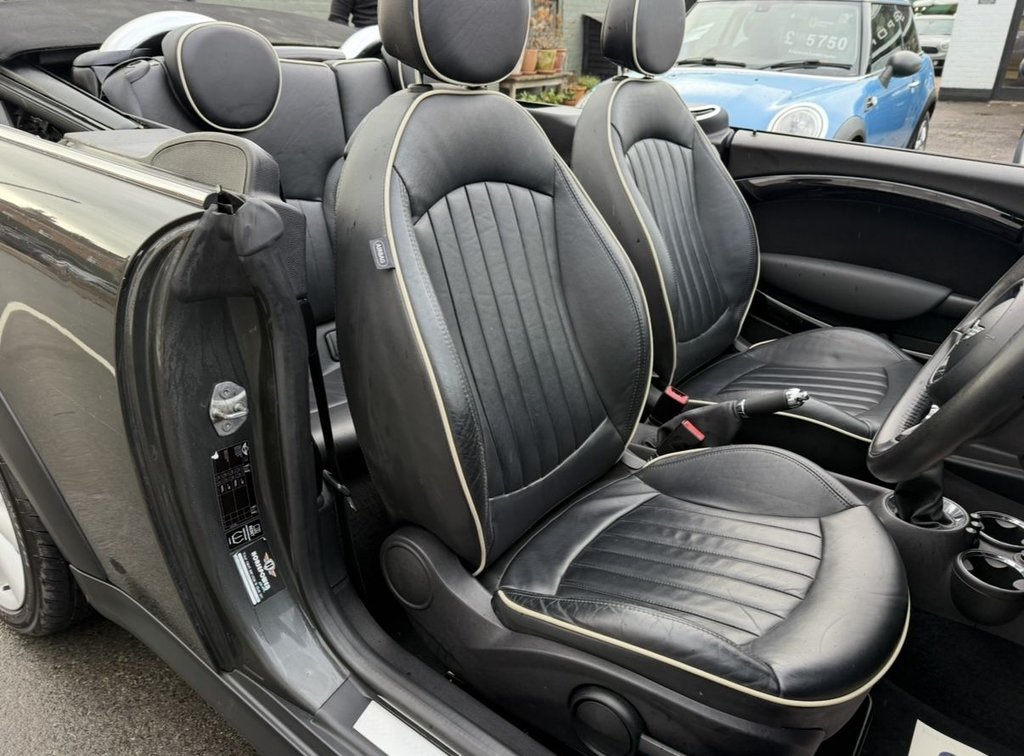 Used MINI Convertible 2012 for sale - 76654969: Photo 15