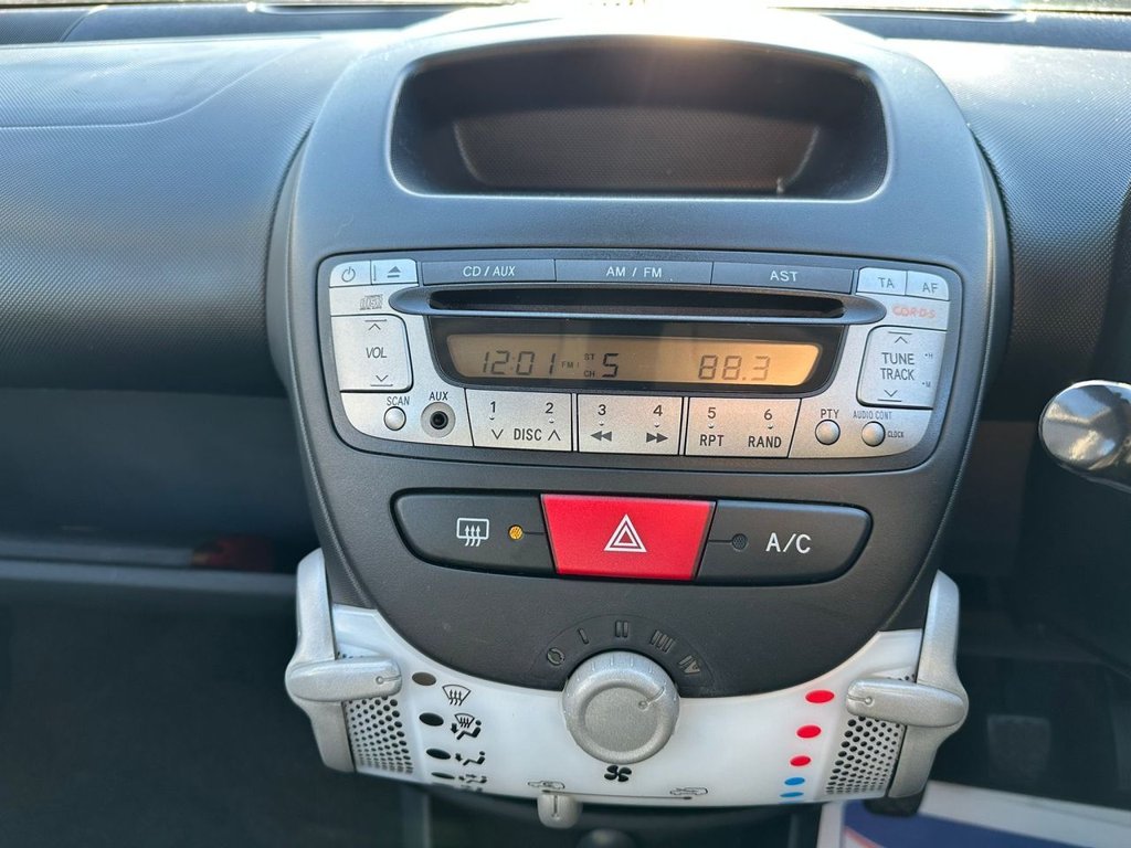 Used Citroen C1 2011 for sale - 76547052: Photo 16