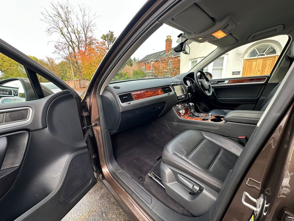 Used Volkswagen Touareg 2013 for sale - 76654656: Photo 17