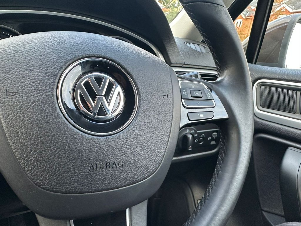 Used Volkswagen Touareg 2013 for sale - 76654656: Photo 26