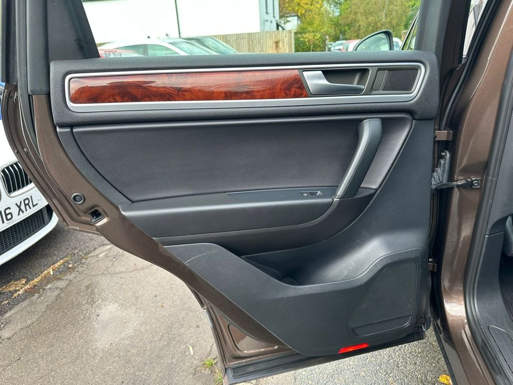 Used Volkswagen Touareg 2013 for sale - 76654656: Photo 29