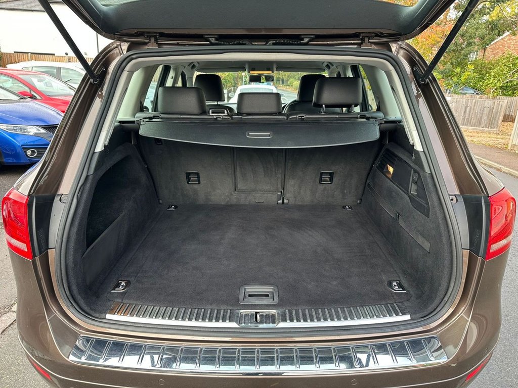 Used Volkswagen Touareg 2013 for sale - 76654656: Photo 34