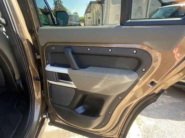Used Land Rover Defender 2020 for sale - 75099175: Photo 16