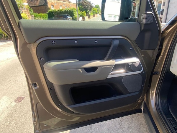 Used Land Rover Defender 2020 for sale - 75099175: Photo 19
