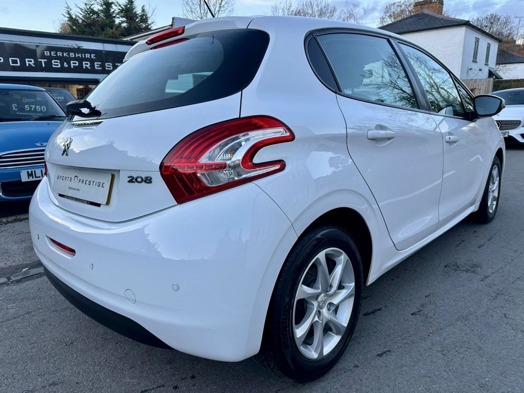Used Peugeot 208 2014 for sale - 76740487: Photo 4