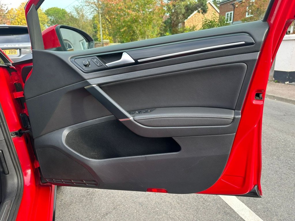 Used Volkswagen Golf 2014 for sale - 77263698: Photo 25