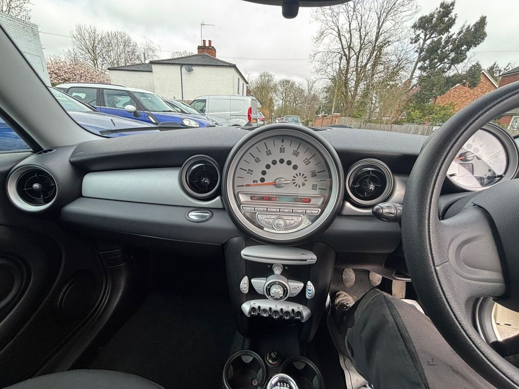 Used MINI Hatch 2010 for sale - 77937119: Photo 11