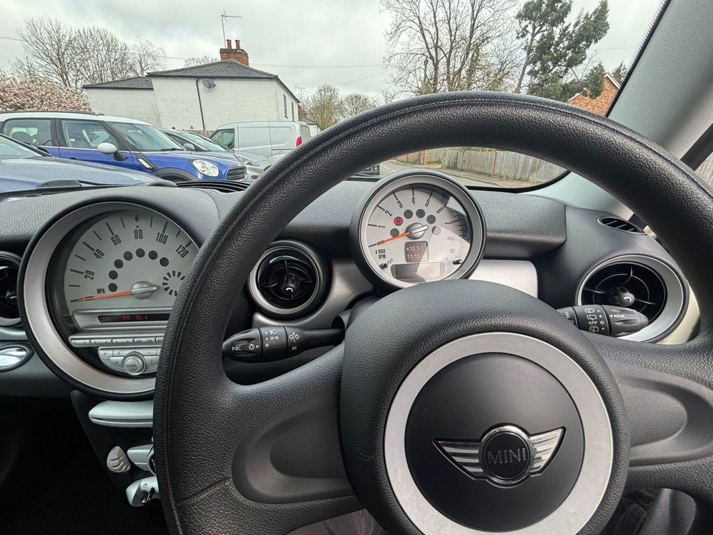 Used MINI Hatch 2010 for sale - 77937119: Photo 12