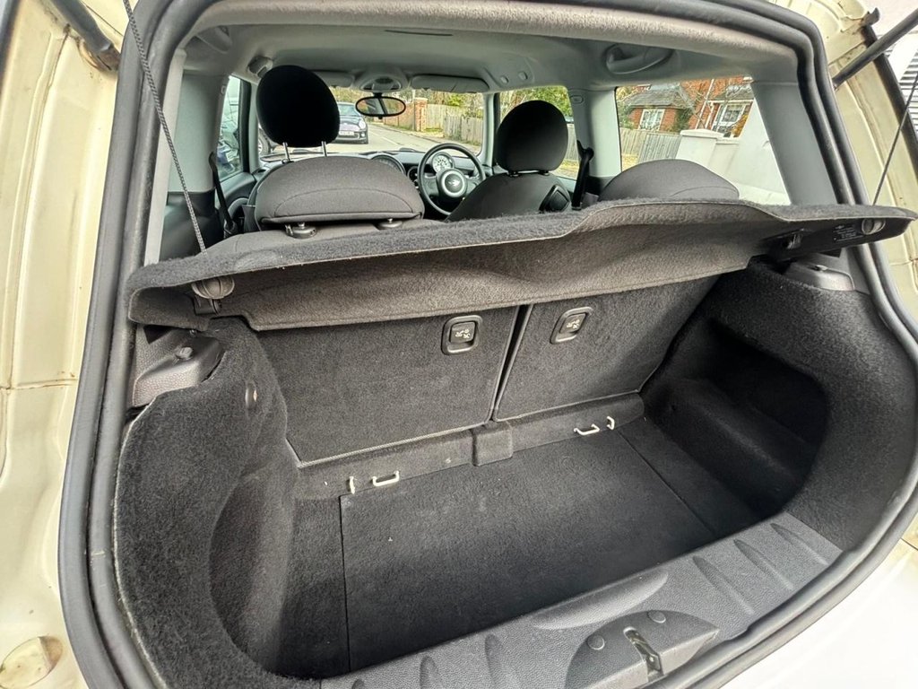 Used MINI Hatch 2010 for sale - 77937119: Photo 25