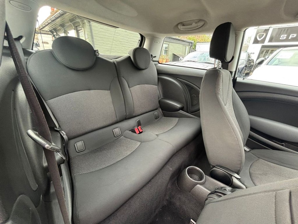 Used MINI Hatch 2010 for sale - 77937119: Photo 7