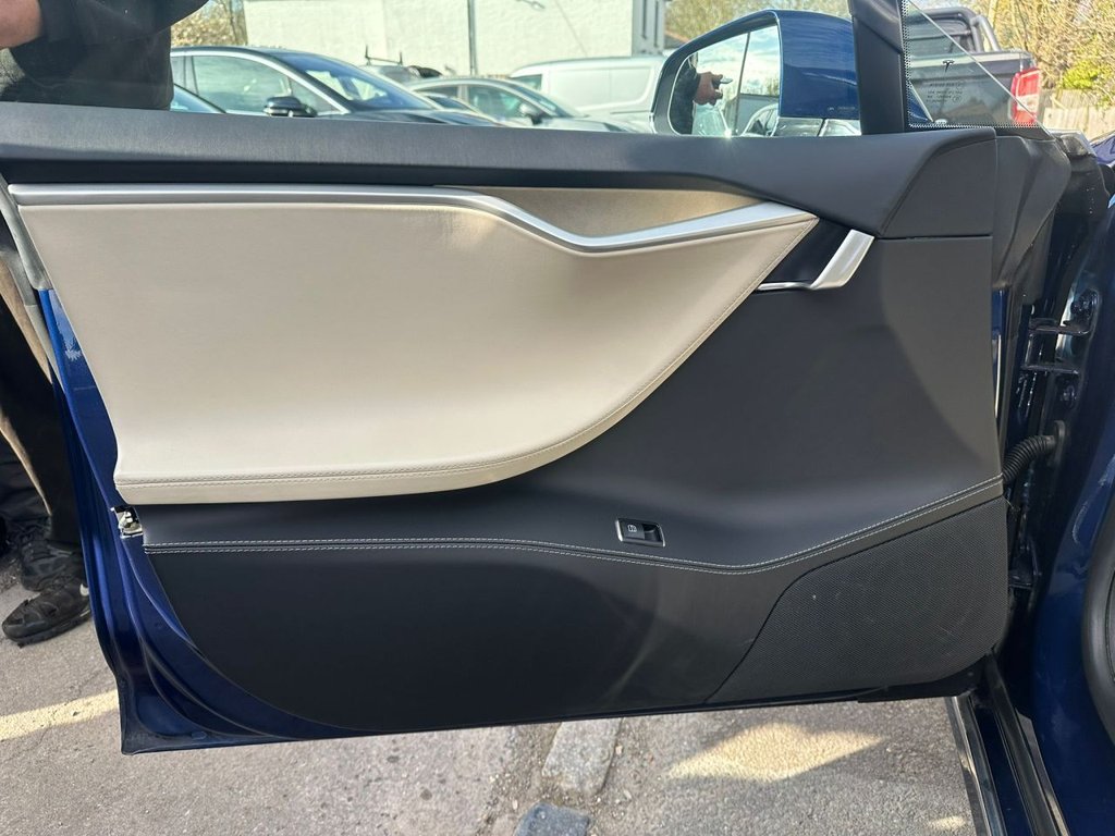 Used Tesla Model S 2017 for sale - 78158519: Photo 23