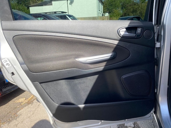 Used Ford S-Max 2014 for sale - 75548729: Photo 18