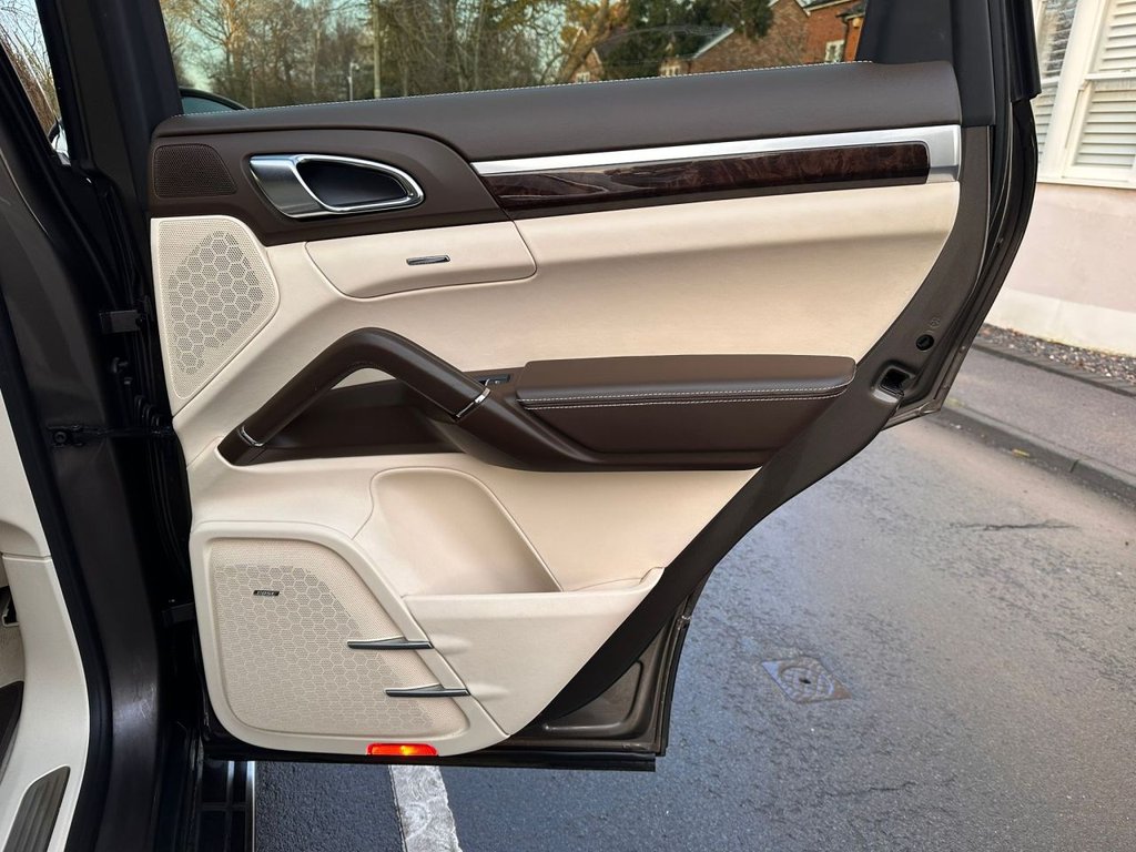 Used Porsche Cayenne 2016 for sale - 77042553: Photo 27