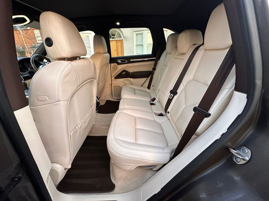 Used Porsche Cayenne 2016 for sale - 77042553: Photo 39