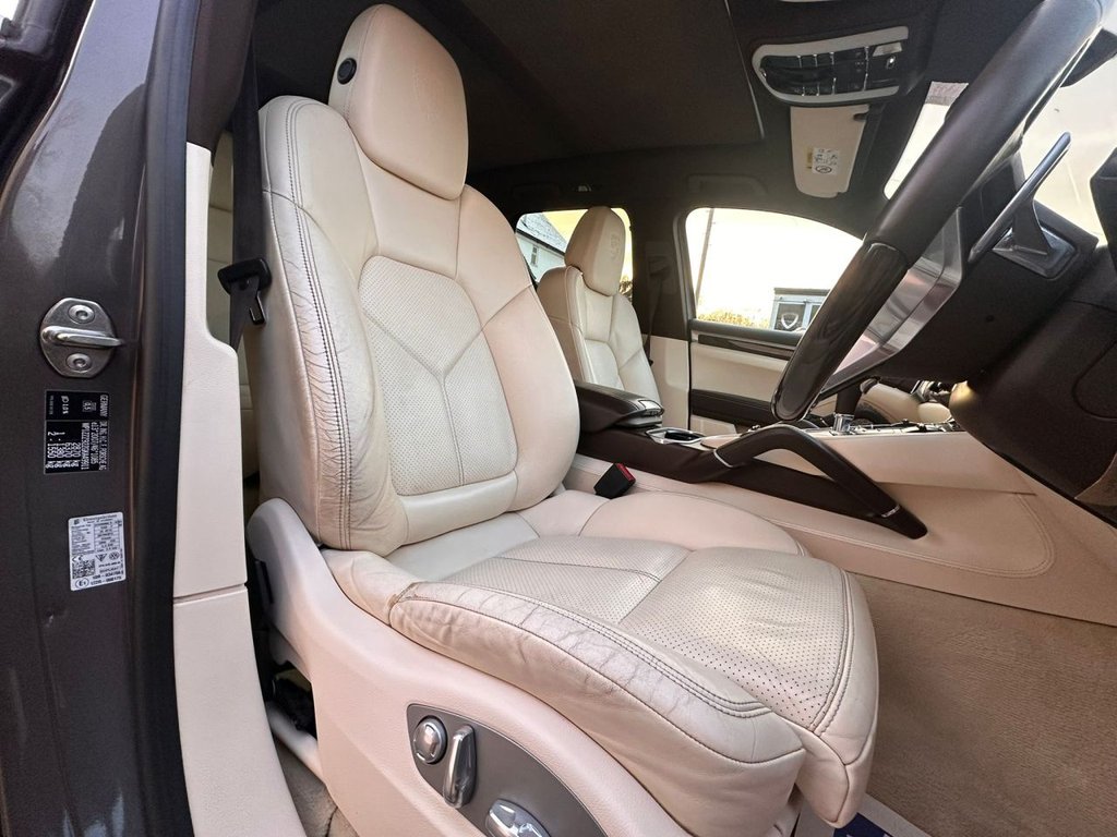 Used Porsche Cayenne 2016 for sale - 77042553: Photo 7