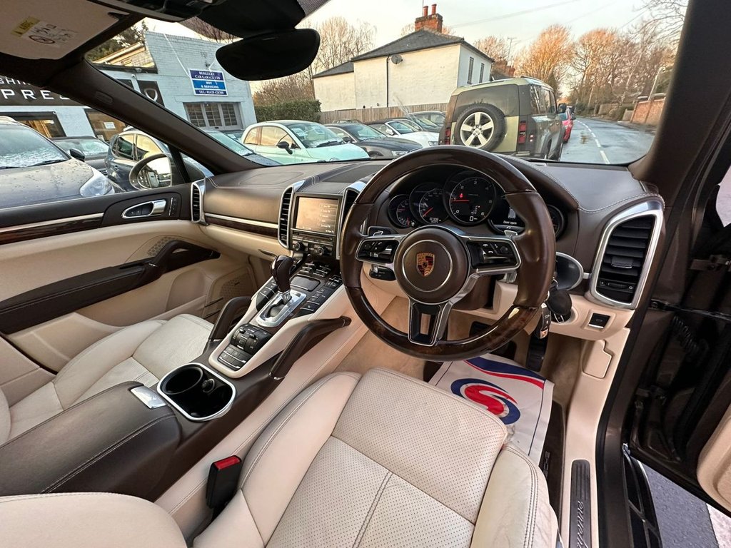 Used Porsche Cayenne 2016 for sale - 77042553: Photo 9