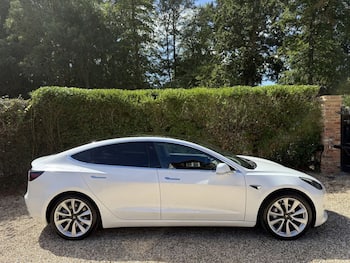 Used Tesla Model 3 2020 for sale - 79709012: Photo