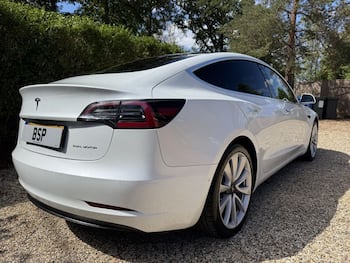 Used Tesla Model 3 2020 for sale - 79709012: Photo