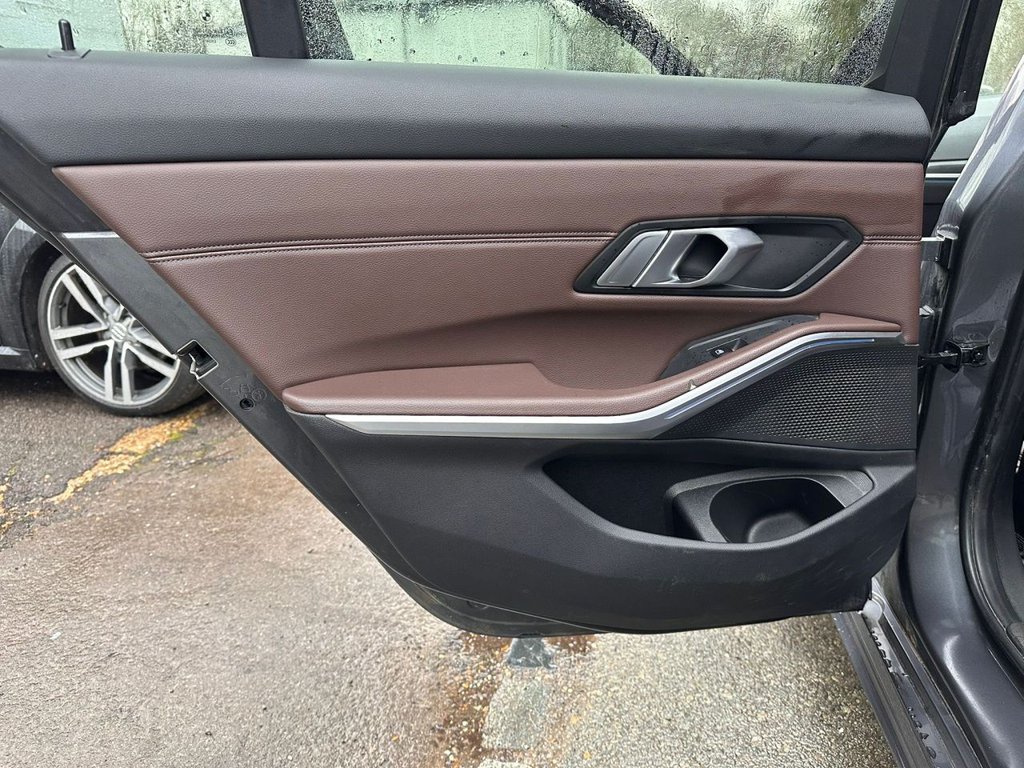 Used BMW 3 Series 2021 for sale - 77327662: Photo 25