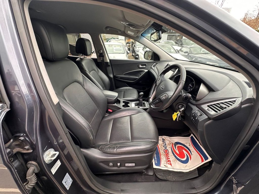 Used Hyundai Santa Fe 2016 for sale - 77654702: Photo 16