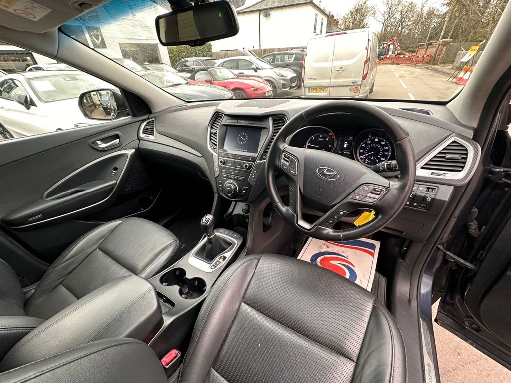 Used Hyundai Santa Fe 2016 for sale - 77654702: Photo 20