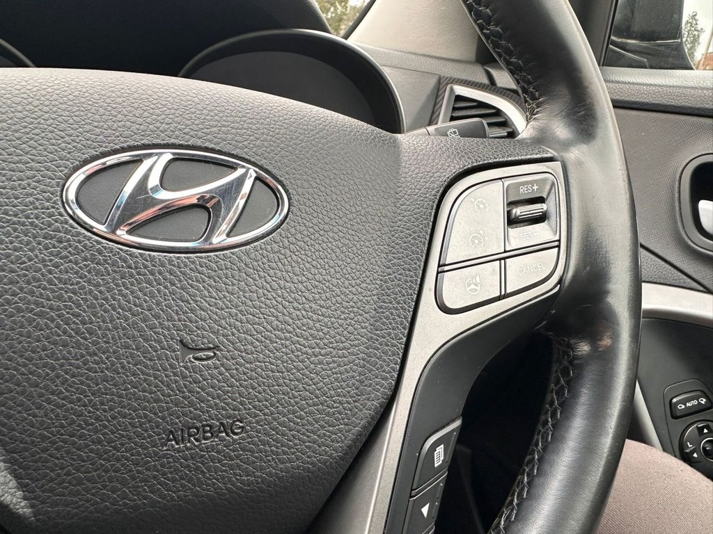 Used Hyundai Santa Fe 2016 for sale - 77654702: Photo 24