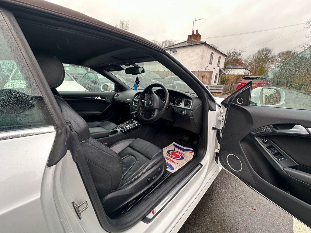 Used Audi A5 Cabriolet 2011 for sale - 76900363: Photo 25